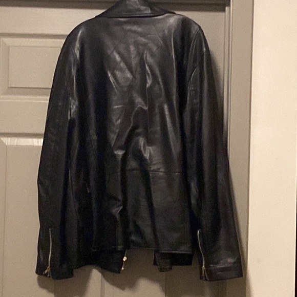 Rock n roll jacket!!! Look ready for your next outing to the rock show in this!! - Picture 4 of 4